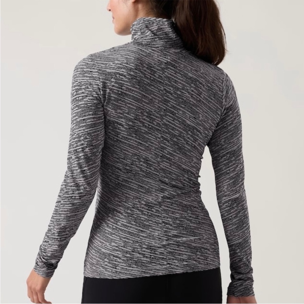 Athleta Flurry Seamless Turtleneck